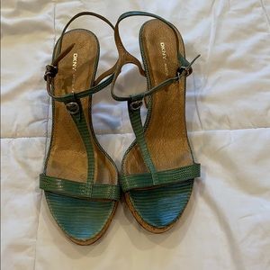 DKNY wedges